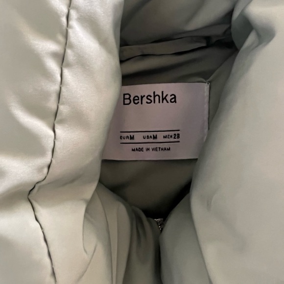 SOLD sage green puffy crop jacket - Picture 4 of 5